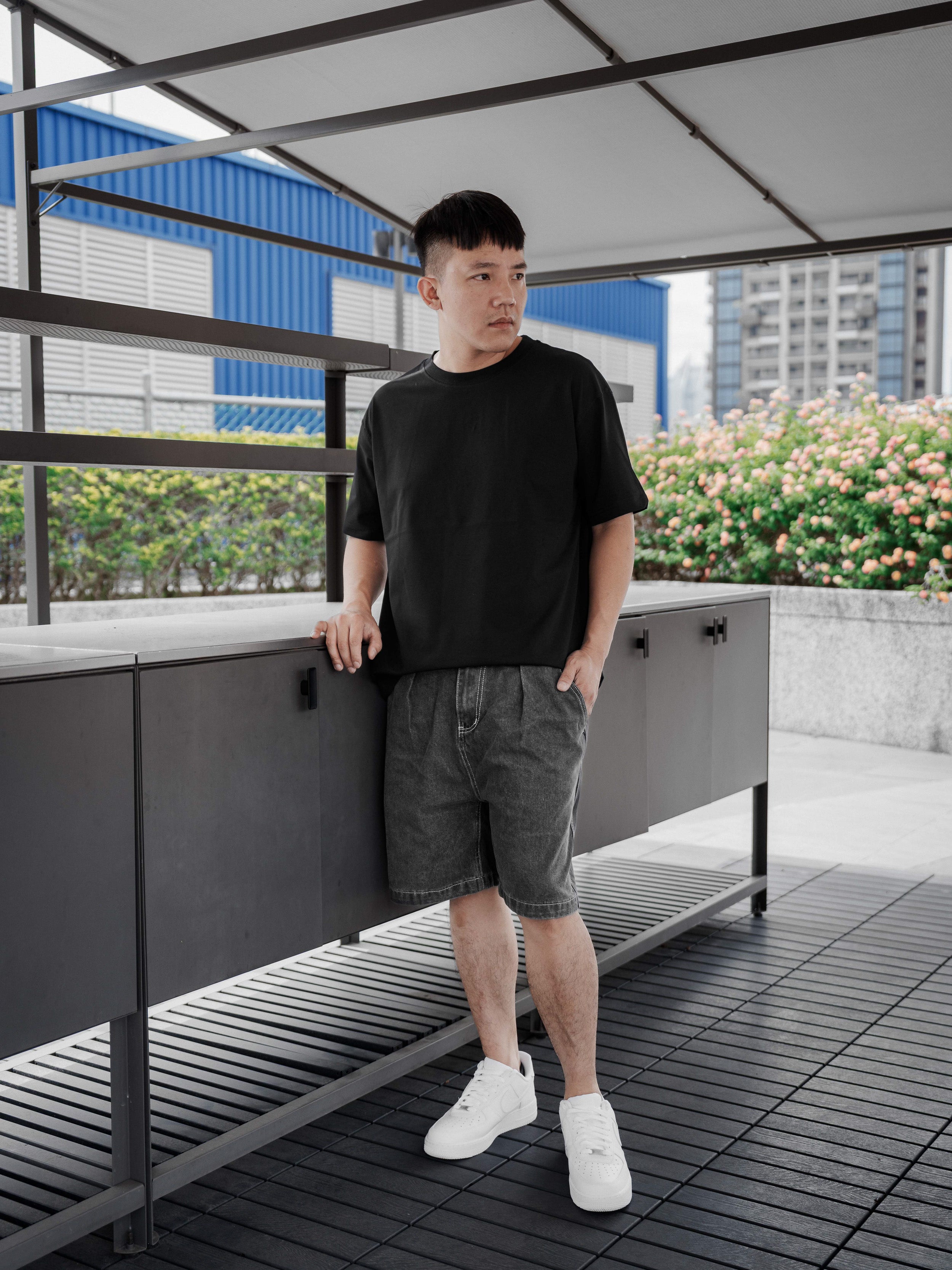 寬鬆水洗做舊五分短褲