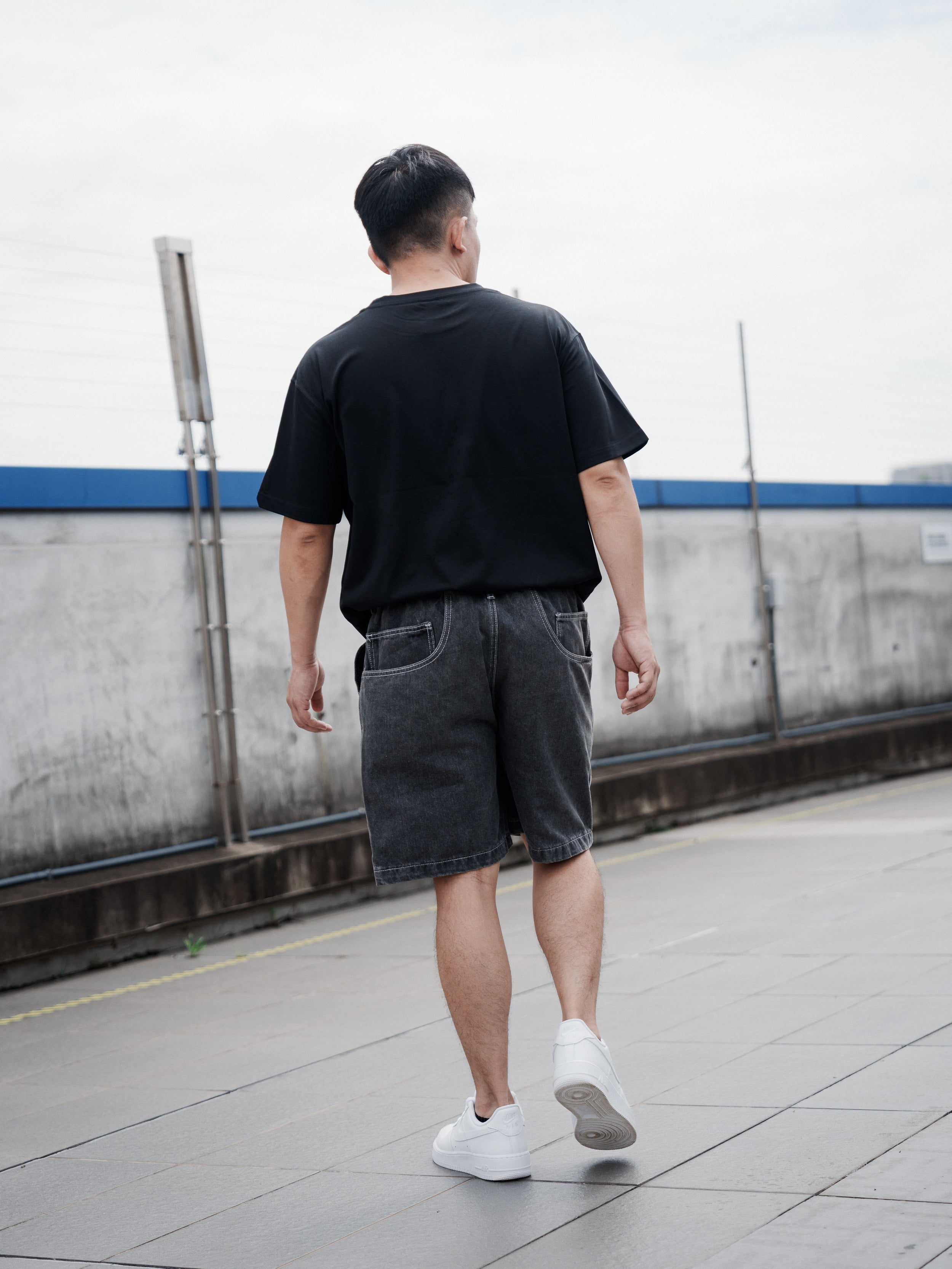 寬鬆水洗做舊五分短褲